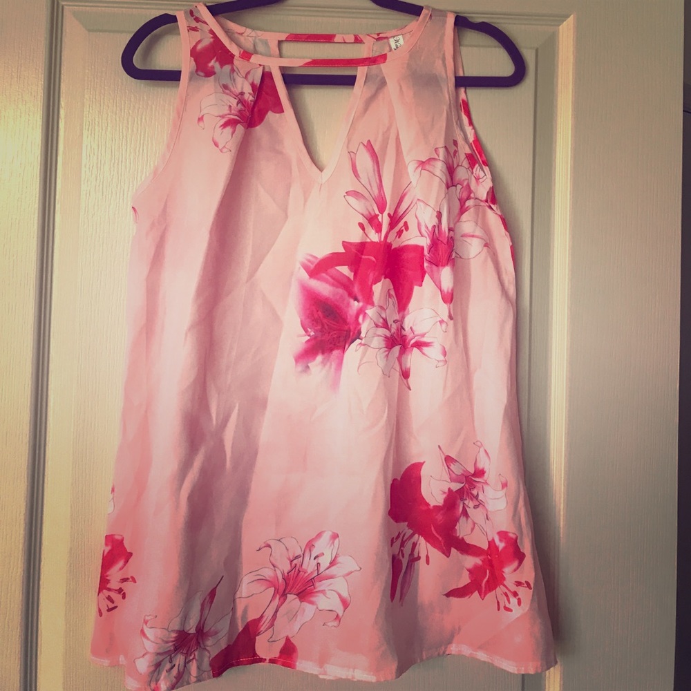 ADORABLE summer tank